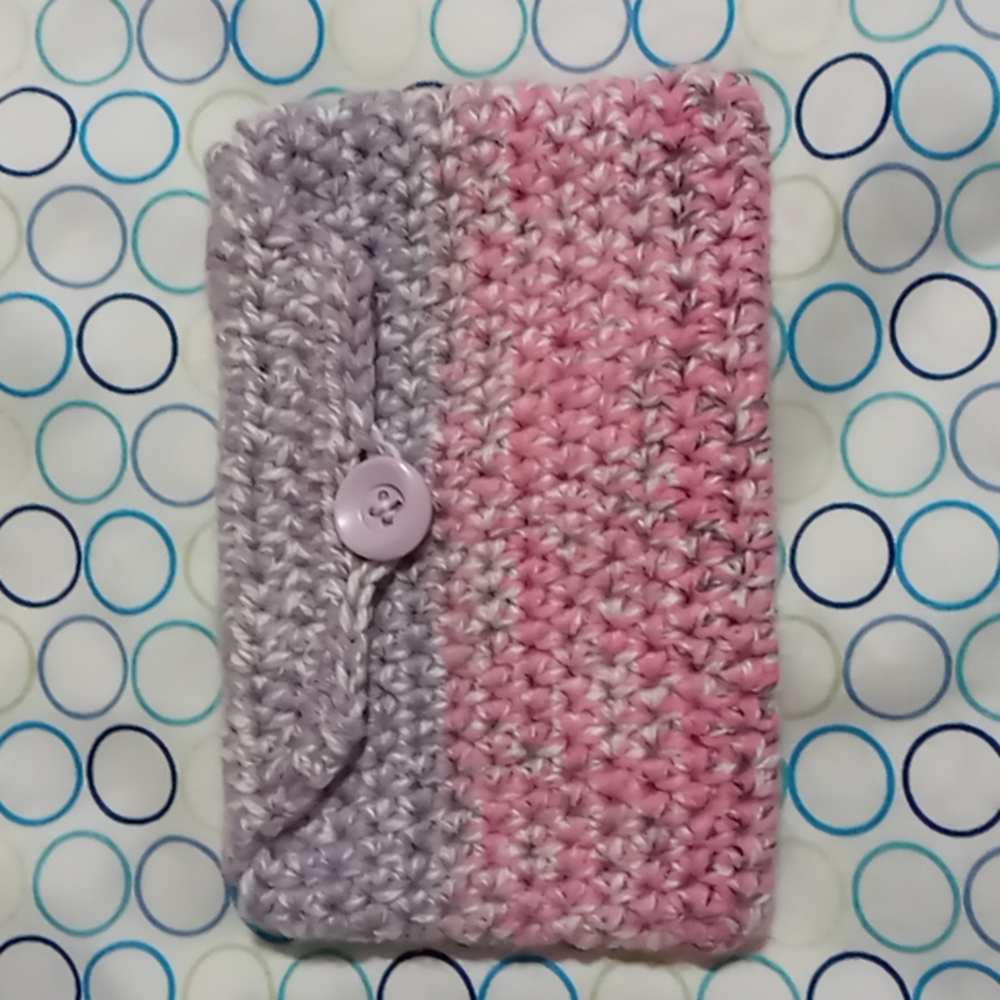Small pink & purple buttoned crochet pouch